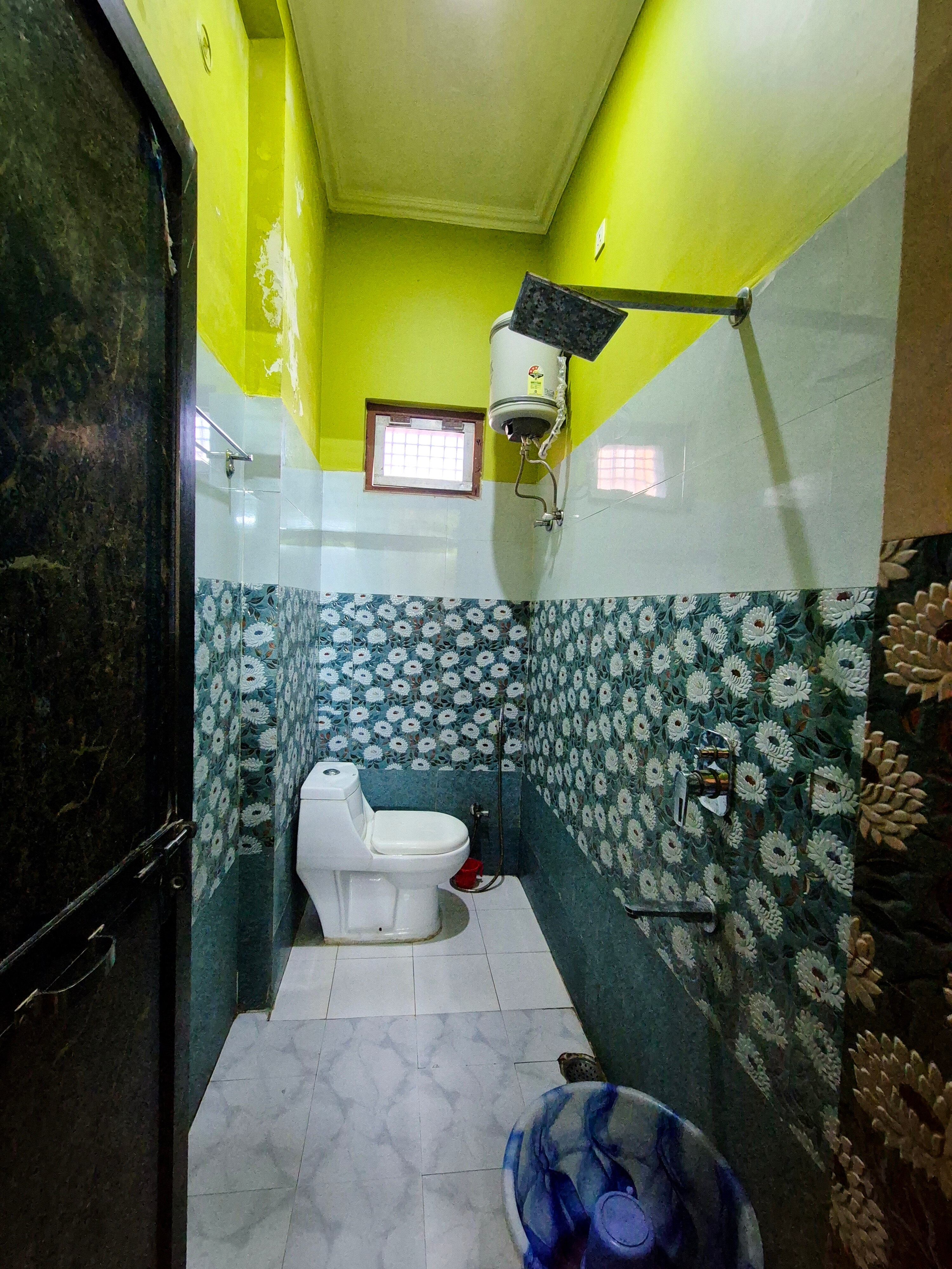Shri Raghupati Guest House - Tap to explore photos