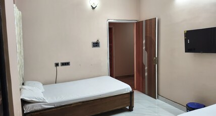 HOTEL DAWNCREST Room Type - Bedroom 2