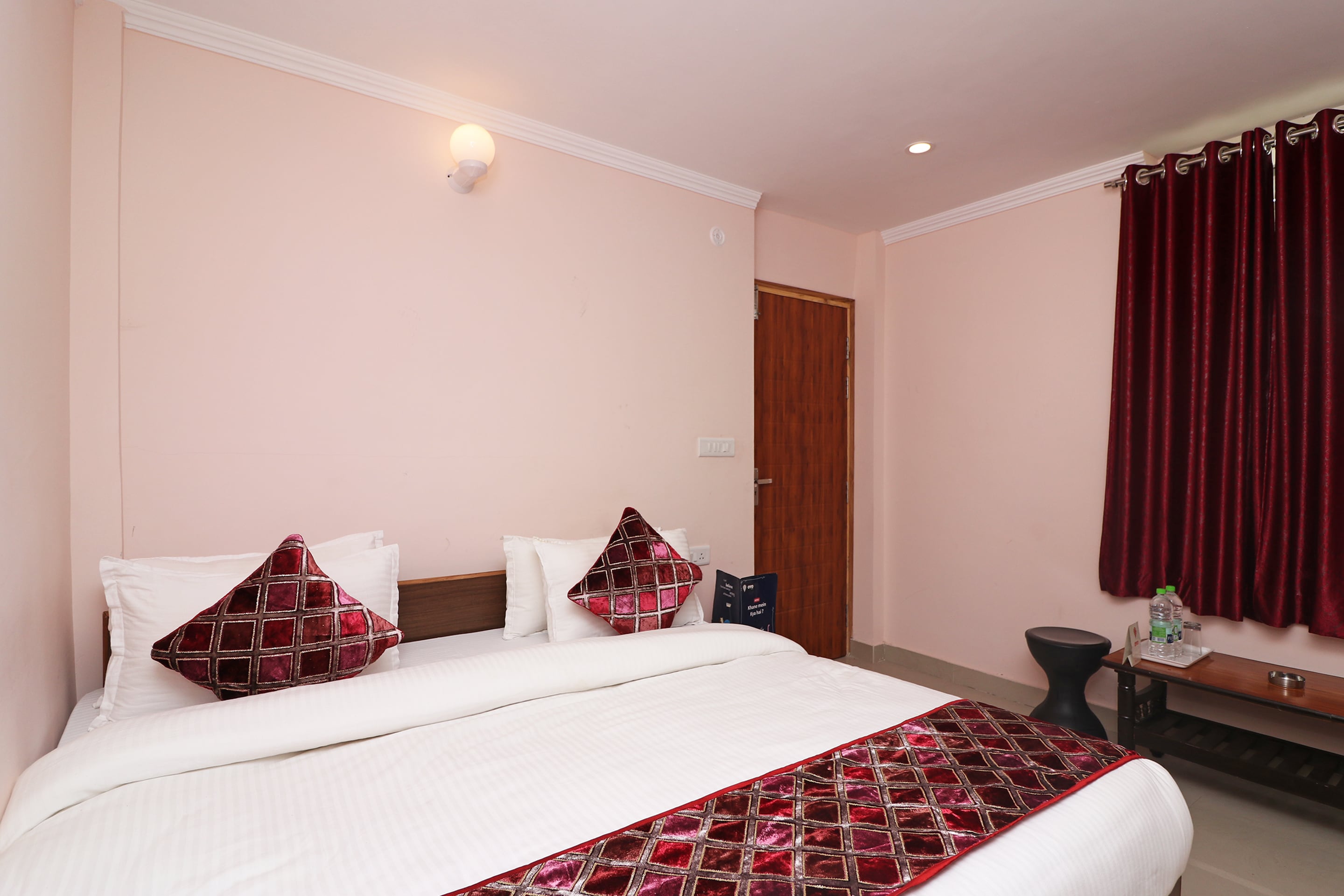 Misty Heights - Tap to explore photos