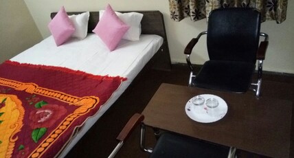 Mohit Guest House Room Type - Standard Room