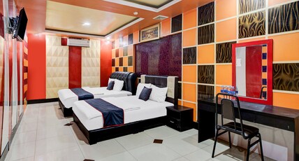 Collection O Batam near DC Mall formerly S Hotel Room Type - Indonesia Suite Family