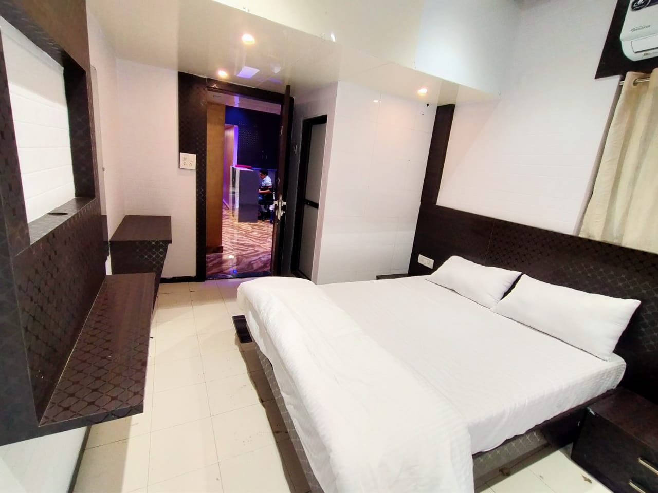 Hotel New Malabar Residency - Tap to explore photos