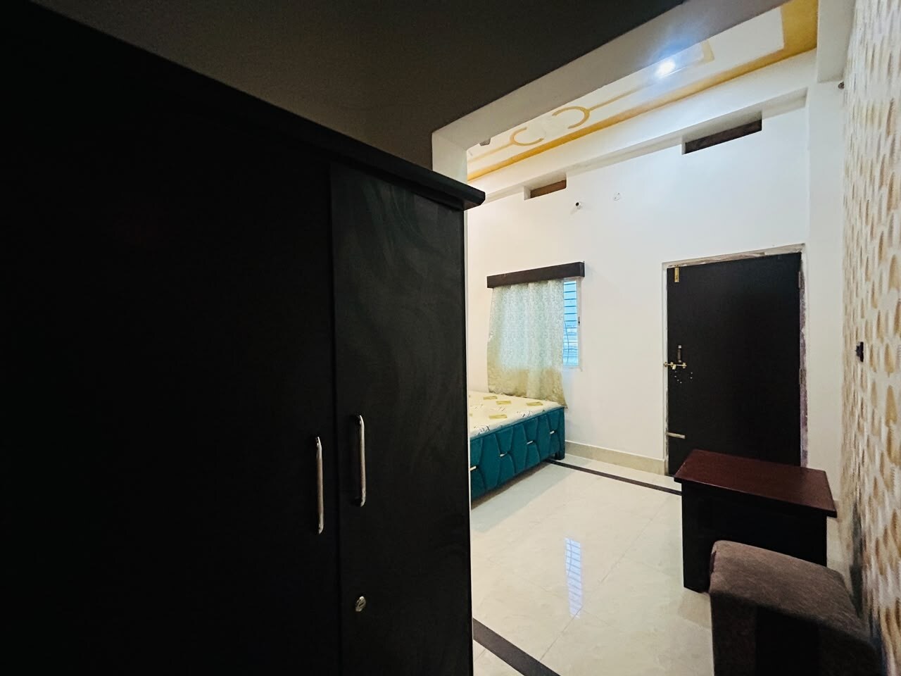 HOTEL KRISHNA RESIDENCY - Tap to explore photos