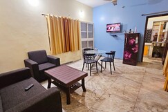 LovingLuving 2BHK Entire Apartment At KIIT Square