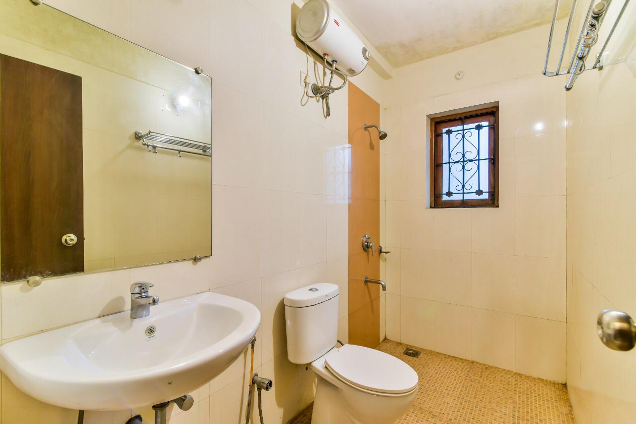 2BHK Apartment In Aldeia Miraflor - Tap to explore photos