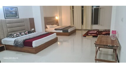 Hotel Gurudeva Room Type - Family Room Mountain View