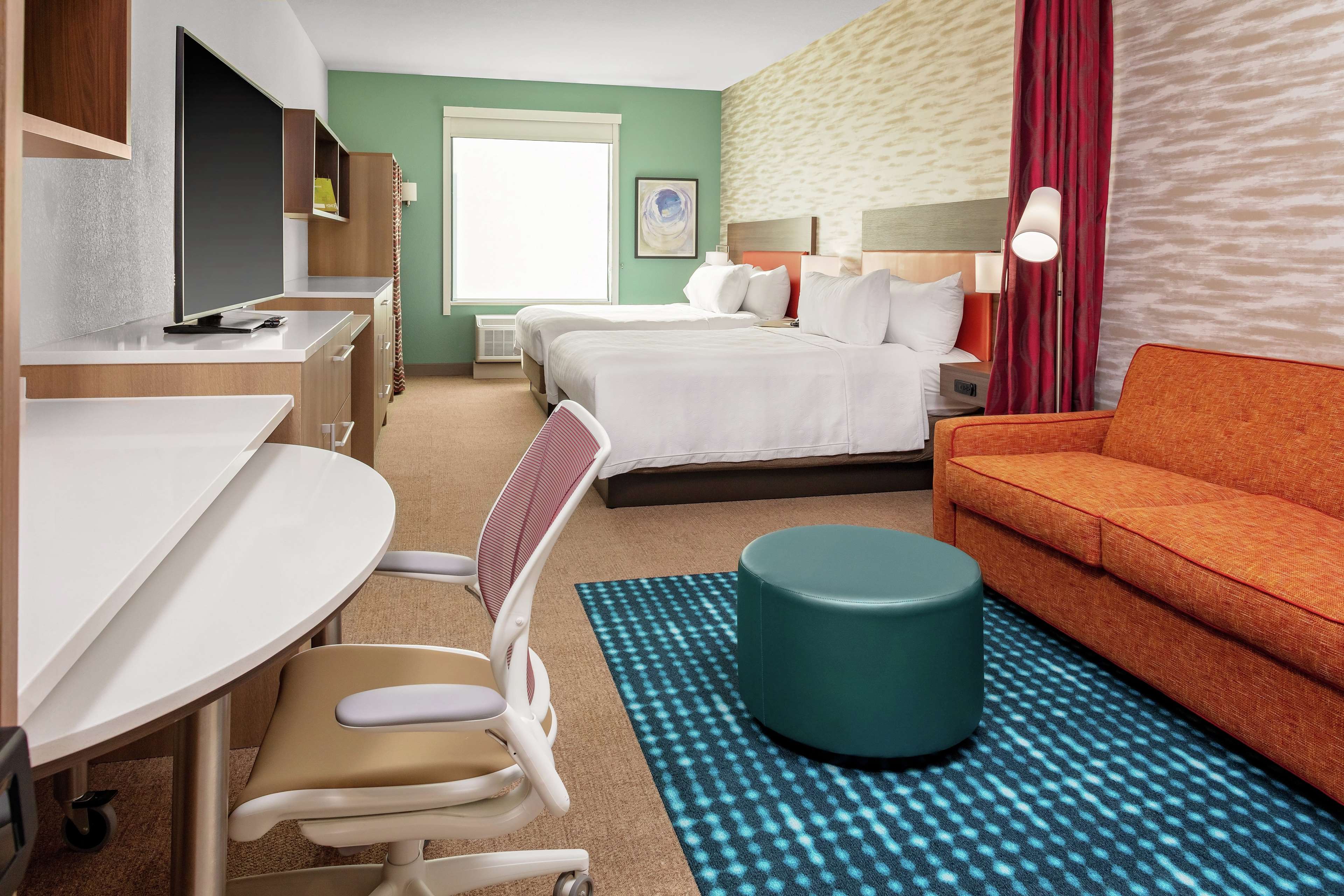 Home2 Suites by Hilton Rosenberg/Sugar Land Area - Tap to explore photos