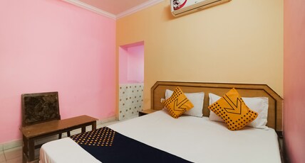 Hotel Ashok Room Type - DOUBLE ROOM AC