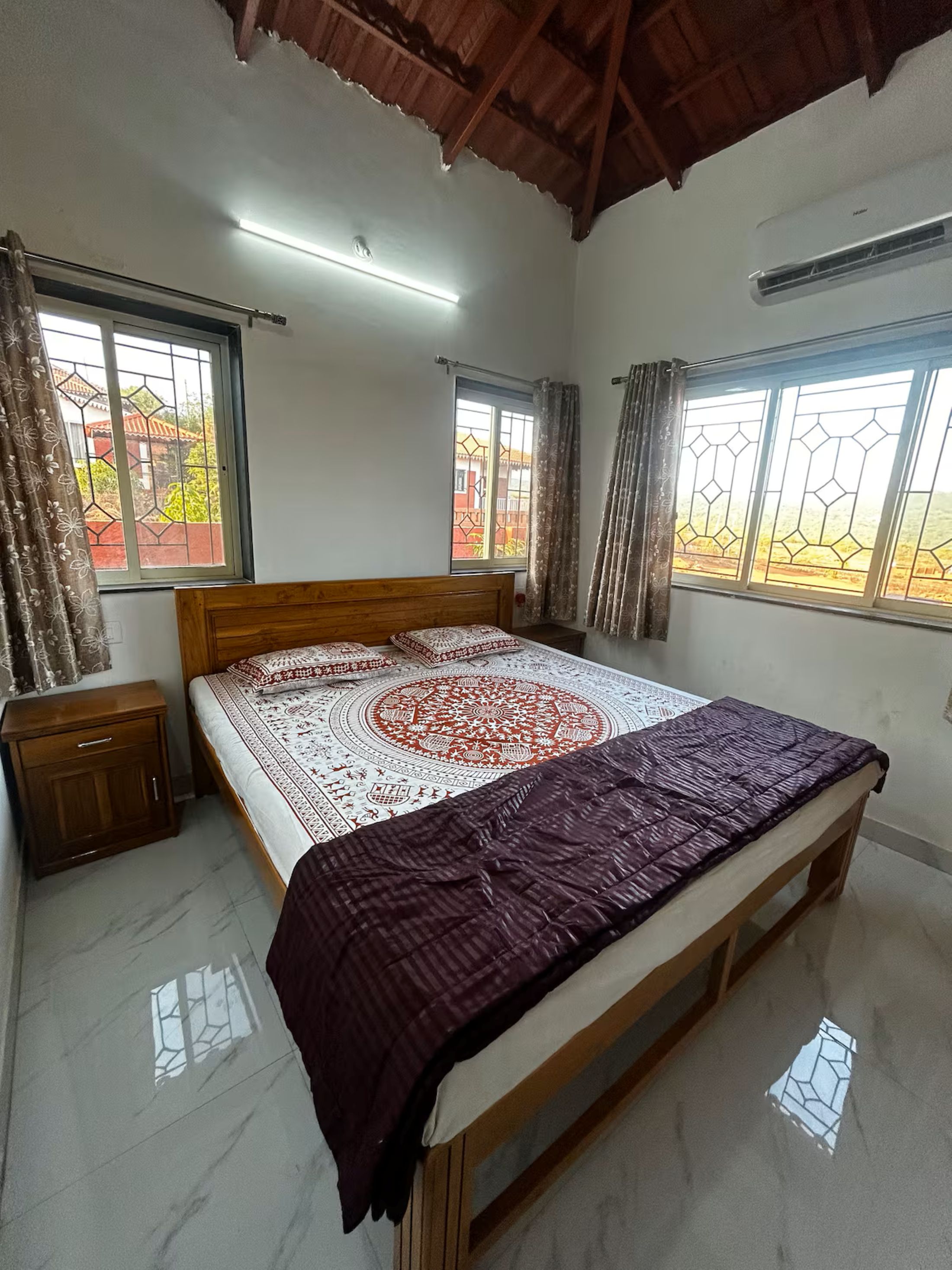 Peaceful 3BHK Villa in Dapoli - Tap to explore photos