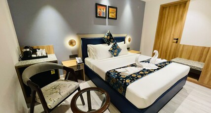 Hotel Malbork Inn @ Janakpuri Room Type - Deluxe Room