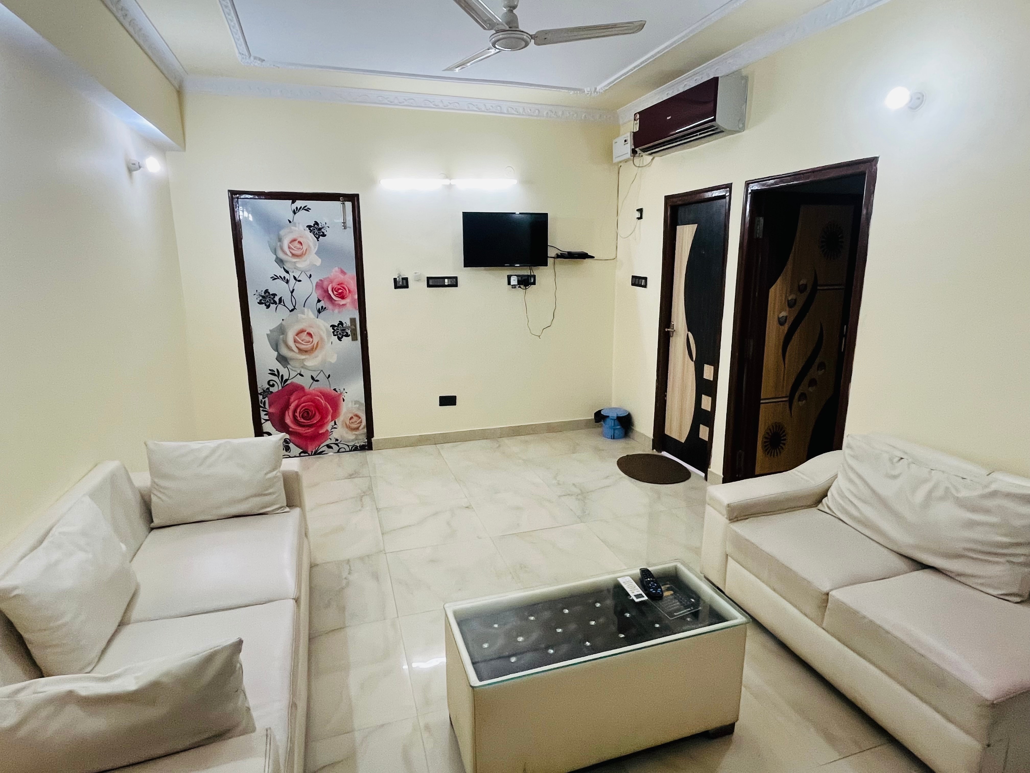 HOTEL SHEETAL INTERNATIONAL - Tap to explore photos