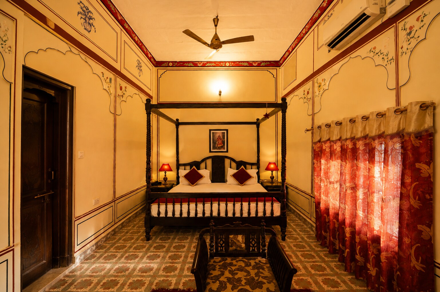 Hotel Nawal Sagar Palace - Bundi - Tap to explore photos