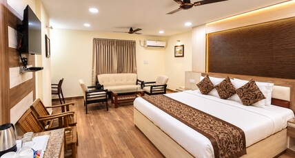 Hotel Arya Palace Room Type - SUPER DELUXE