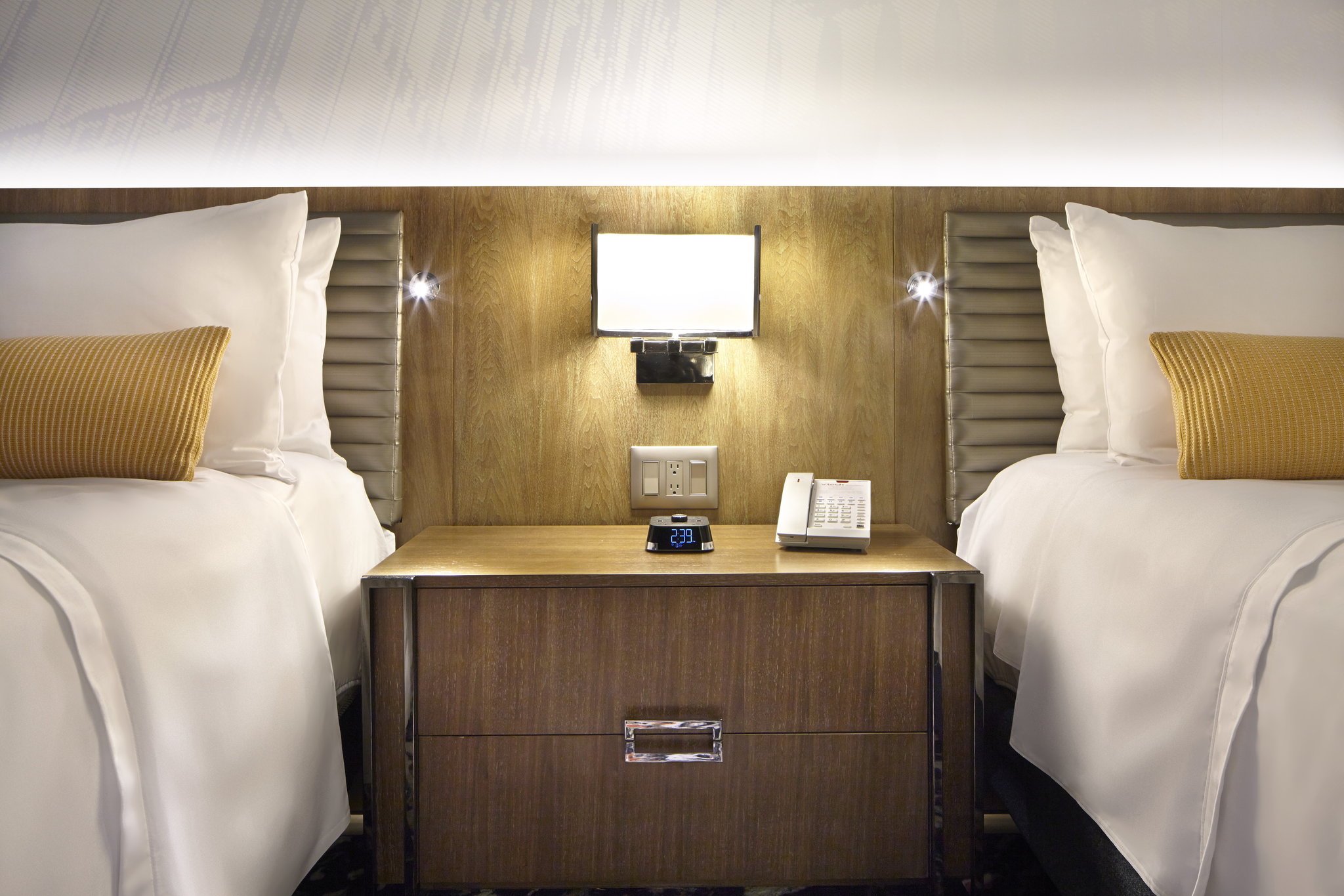 Hotel Indigo ATLANTA DOWNTOWN - Tap to explore photos
