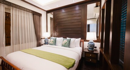 At Tree Hotel Thaphae Gate Chiangmai Room Type - Deluxe Room King Bed