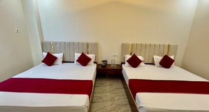 Vimla Residency Hotel Near Prem Mandir Room Type - Family Room