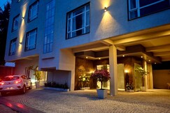 SUMMER88 - A Boutique Stay | 10Min From Guwahati Airport