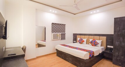 FabHotel Roomers Room Type - Deluxe Room