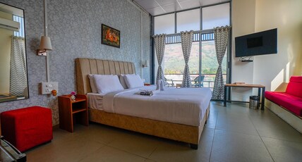 Lake Forest Resort Mulshi Room Type - Deluxe Room with Balcony