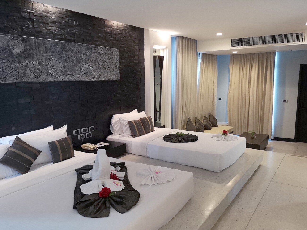 The Zign Premium Villa - Tap to explore photos