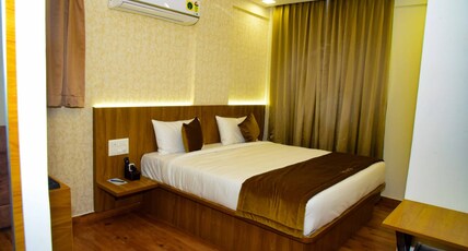 ELLEGANT INN Room Type - PREMIUM ROOM