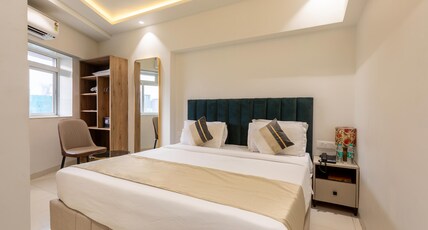 The Orion Premium Suites Room Type - Deluxe Double / Twin Room