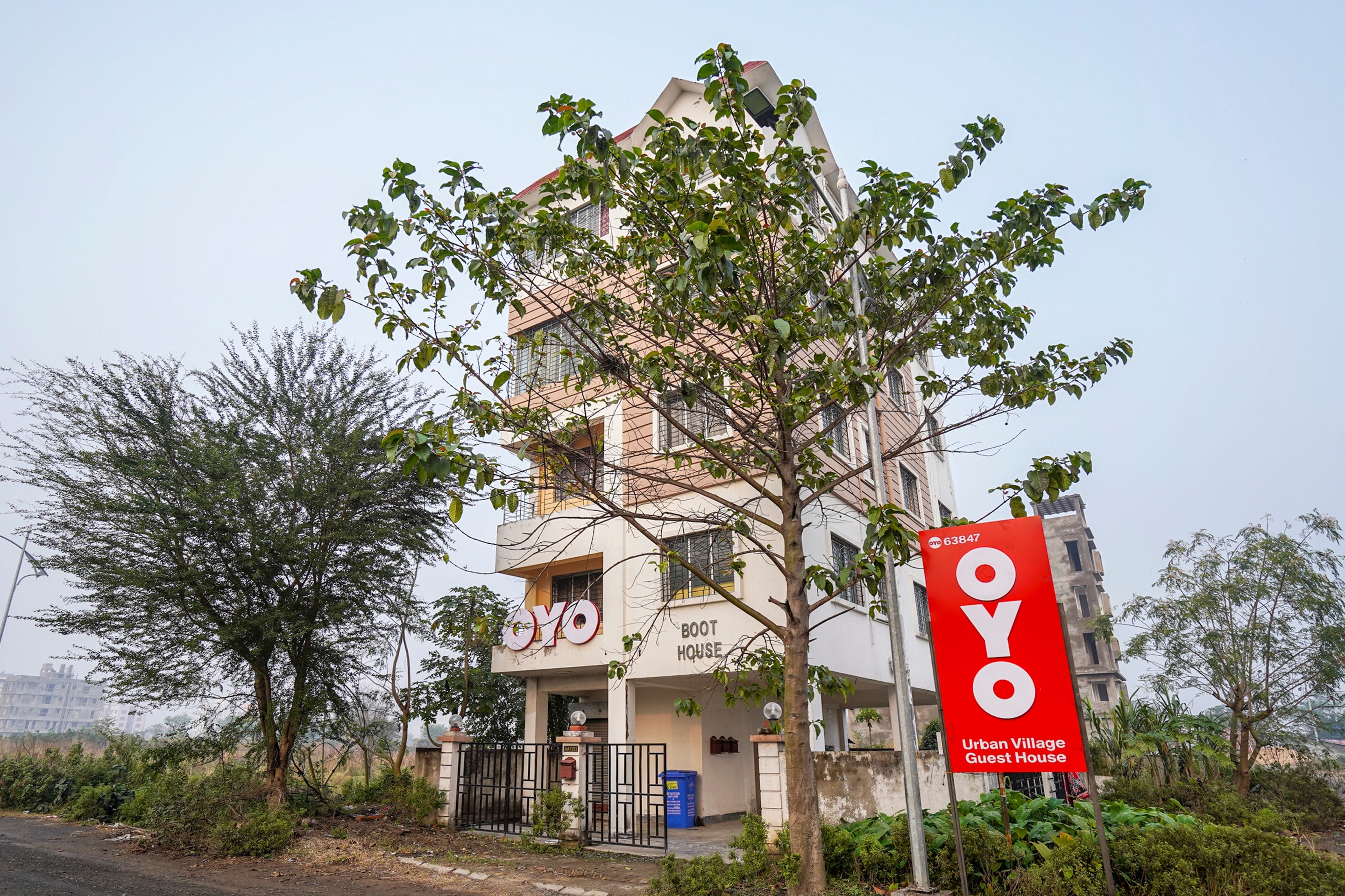 Hotel O Urban Village Guest House - Tap to explore photos