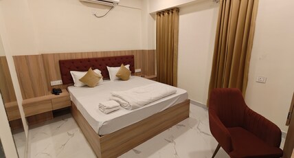 THE OCEAN PEARL GRANDE Room Type - Deluxe Room