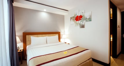 Royal Regantris Kuta Room Type - Deluxe Room Garden View Royal Regantris Kuta Room Type - Deluxe Room Garden View