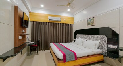 Hotel Vihar Deluxe Room Type - Deluxe Room AC
