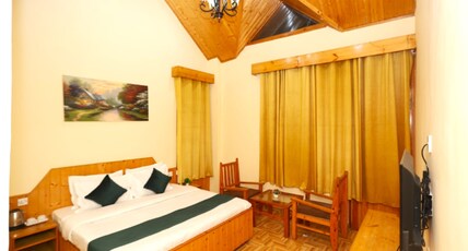 Mareema Regency Pure Veg by StayApart Room Type - Super Deluxe Room