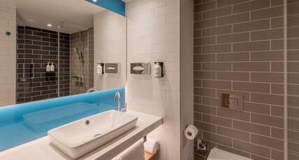 Holiday Inn Express & Suites POTSDAM Room Type - 2 Twin Standard