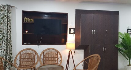 Treasure's Home Stay Room Type - Bedroom
