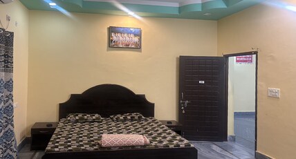 Indira Homestay Room Type - Double Bed Family Room 