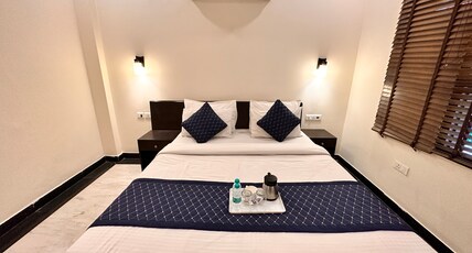 HollyHocks Residency Room Type - Super Deluxe