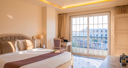 Moustache Select Udaipur Room Type - Premium Double room with Balcony