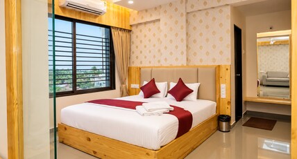 Hotel Omtel Devgarh Room Type - Suite Room Ac
