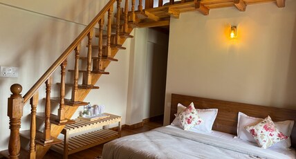 Whispering Oaks by Happy Himalayan Room Type - Superior Family Attic Room With Valley View