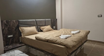 Shree Vallabh Resort, Nathdwara Room Type - Deluxe Room