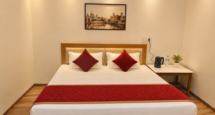 Shiv Shakti Inn Room Type - DELUXE Ac Room