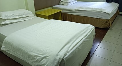 Hotel O Oriental Hotel Room Type - Malaysia Deluxe Triple