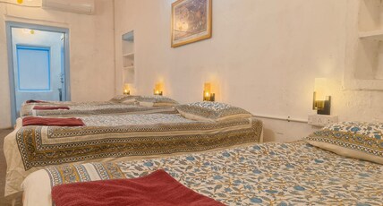 Broad Lands Chennai Room Type - bed in 6 bed female air conditioned dormitory