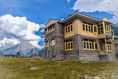 Pine Tree Resort Gurez