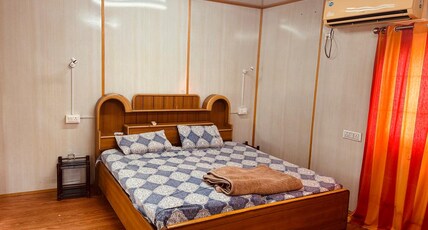 Lake View Farm Room Type - Deluxe Room