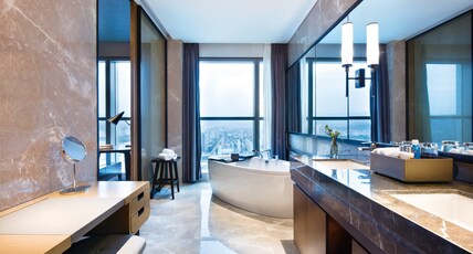 Crowne Plaza Baoji City Center Room Type - 1 King Junior Suite