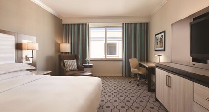 Hilton Los Angeles San Gabriel Hotel Room Type - 1 KING BED