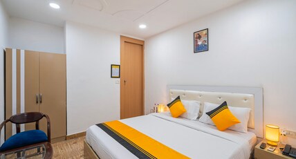 Itsy Hotels Riya Near IGI Airport Room Type - Economy Room