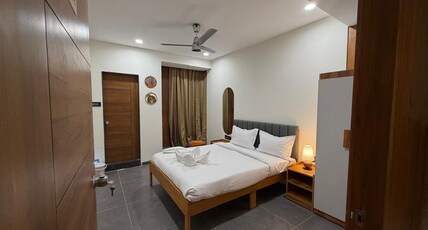 Hotel Navas Inn Kolhapur Room Type - Deluxe AC Room