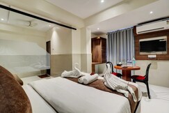 New Parimeet Residency Lodging and Boarding