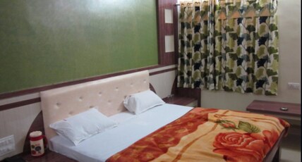 Hotel Mahatma INN Room Type - NON AC DOUBLE BED